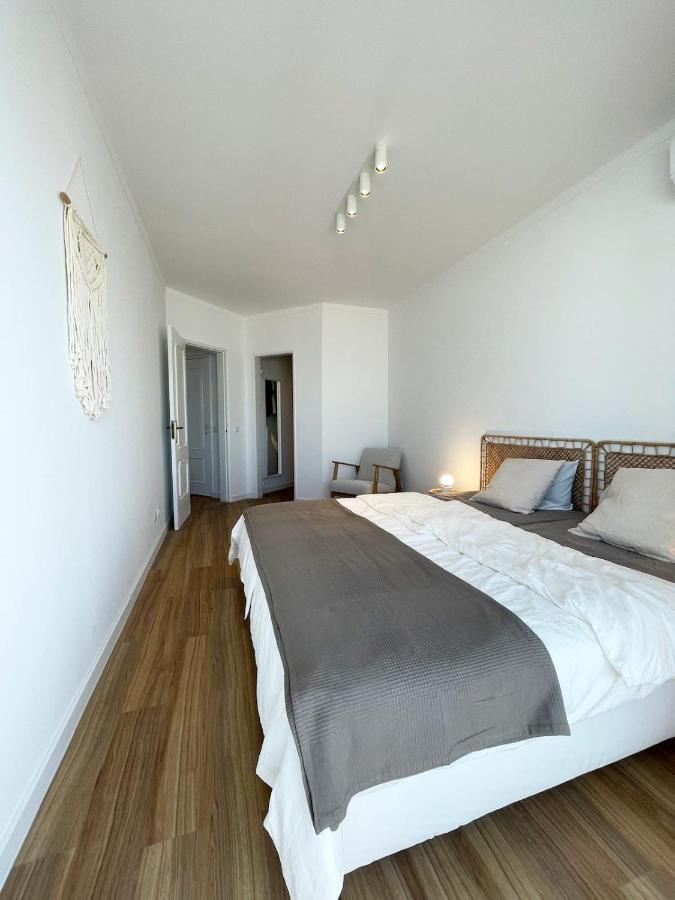 Sun Waves Beach Apartment Portimão Exterior foto